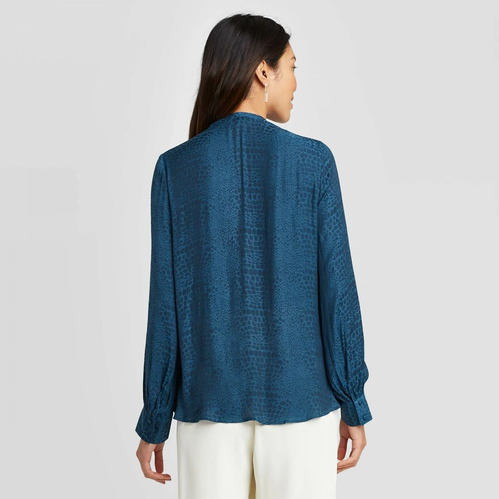 A New Day Women's Regular Fit Long Sleeve V-Neck Front Tie Top