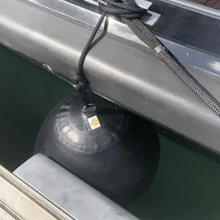 AERE' Inflatable Ball Fender