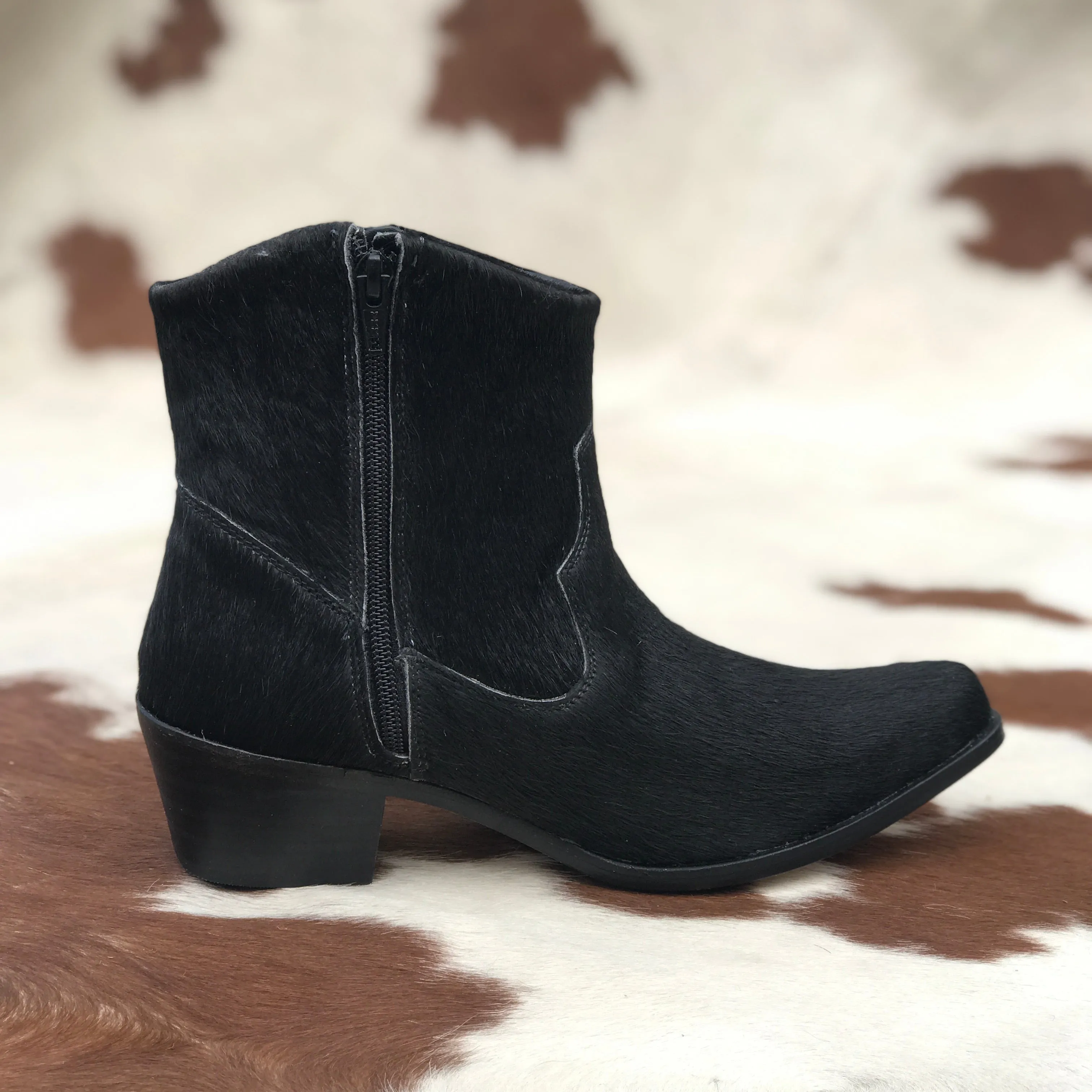 Annie Oakley Booties