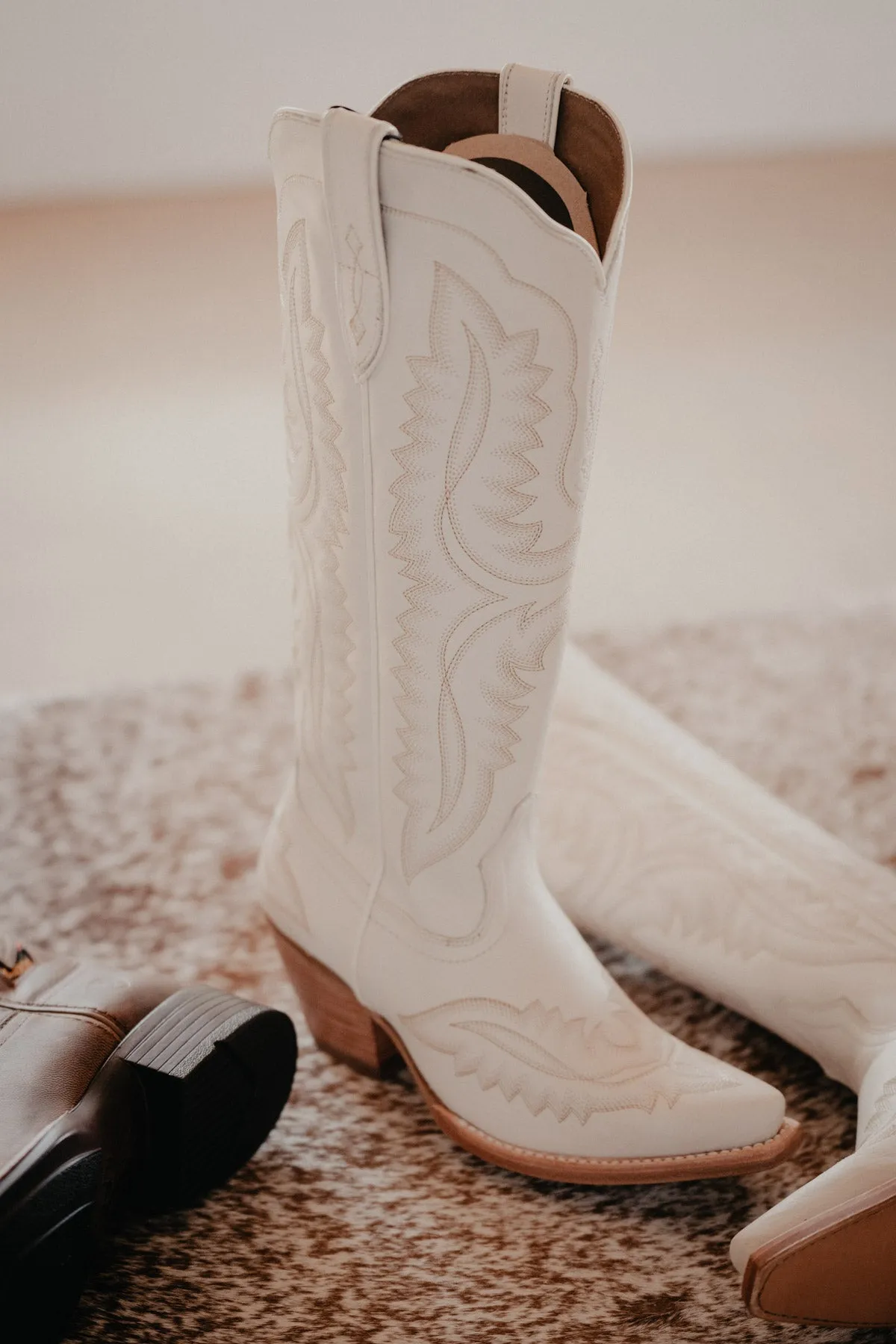 Casanova Tall Western Boot by Ariat Blanco SIZE (7.5 ONLY)