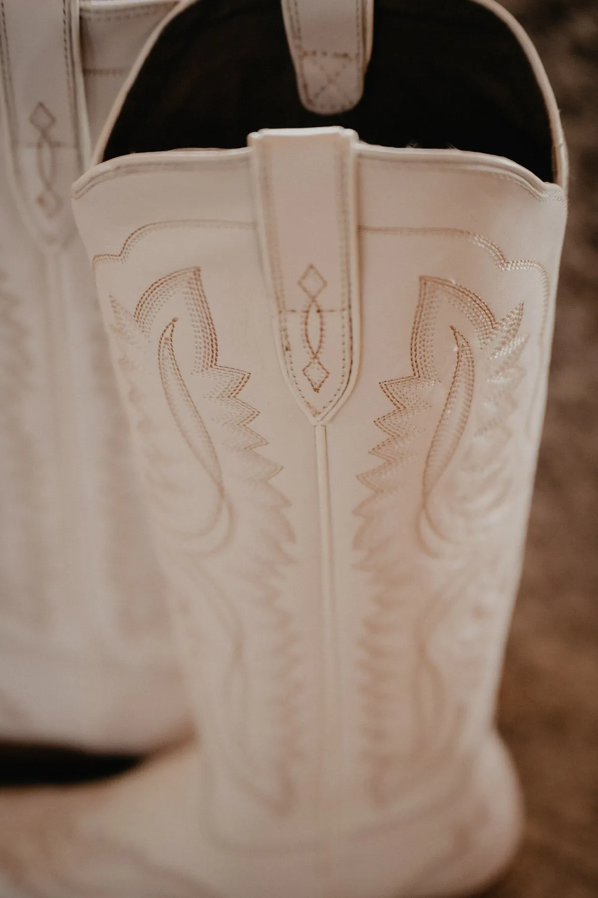 Casanova Tall Western Boot by Ariat Blanco SIZE (7.5 ONLY)
