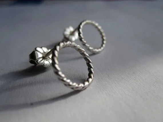 Classy and Stylish, Hand-Crafted Sterling Silver "Twisted Rope" Stud Earrings - 0064