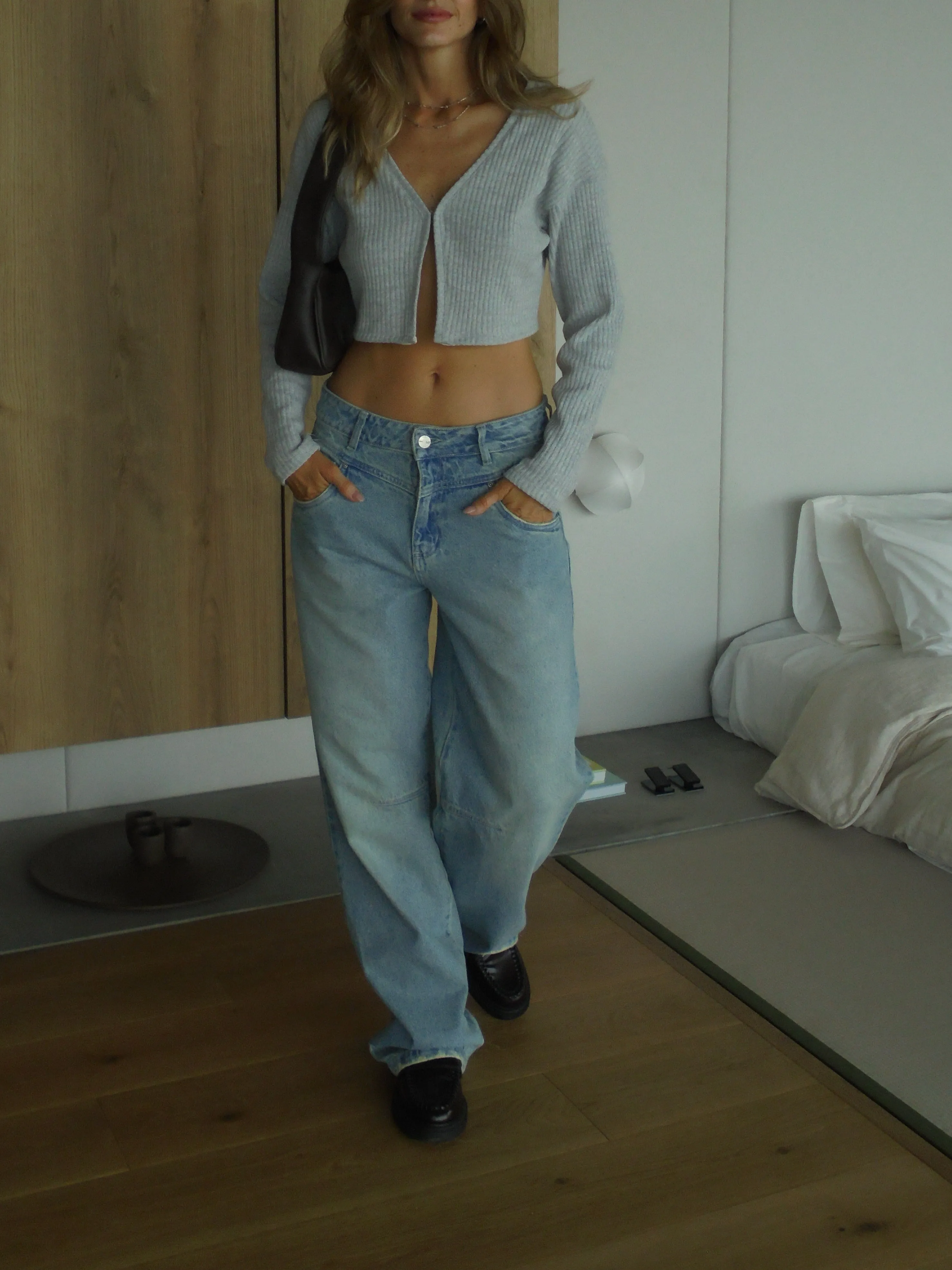 COZY CROPPED CARDIGAN - LIGHT GRAY