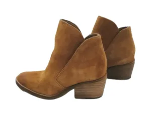 Dolce Vita saddle Suede boots - women size 6
