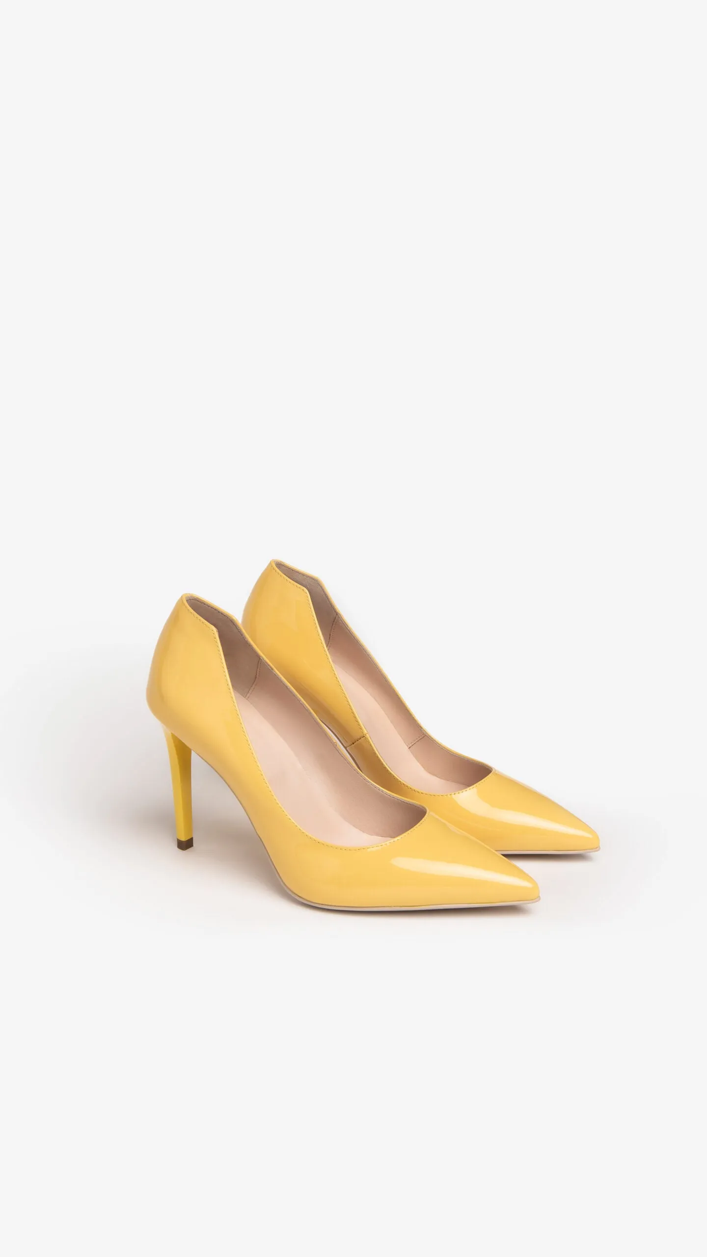 E311041DE | Yellow