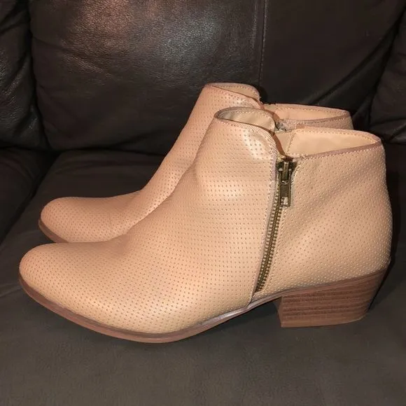ESPRIT 10 Light Brown Cream Faux Leather Ankle Booties Perforated Tiny Holes