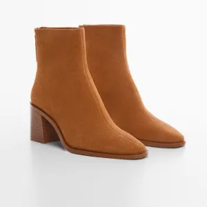 Heel suede ankle boot