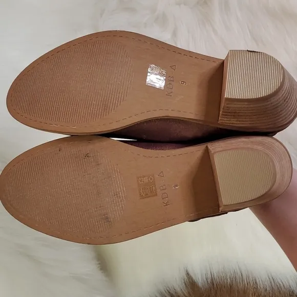 Kelsi Dagger Brooklyn Kenmare Booties - Size 9