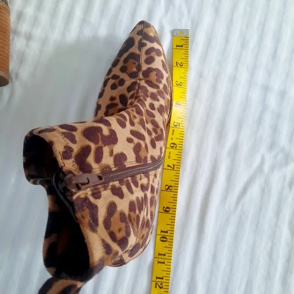 Leopard print ankle booties