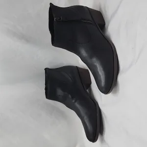 🐨LUCKY BRAND🐨BRANDRE🐨LEATHER  SOFT ALMOND-TOE STACKED HEEL  LADIES 9 NWOB🐨