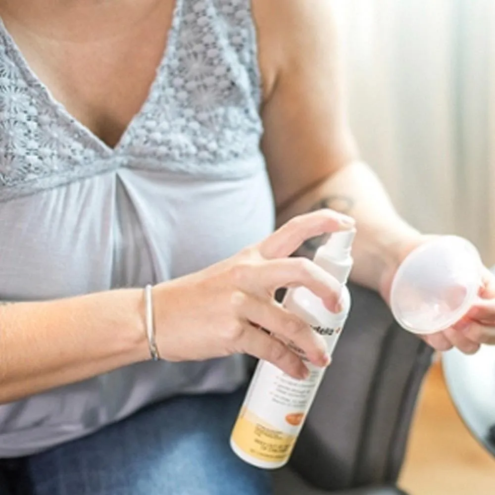Medela Quick Clean Breast Pump & Accessory Sanitizer Spray