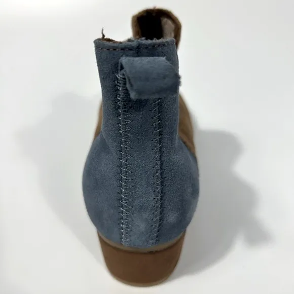 NEW TOMS Youth Esme Bark Suede Booties Size Y5.5