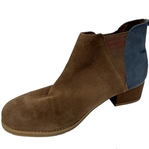 NEW TOMS Youth Esme Bark Suede Booties Size Y5.5