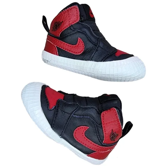 Nike Air Jordan 1 Crib Bootie &quot;BRED&quot; BANNED AT3745-023 Size 3C Black Varsity Red