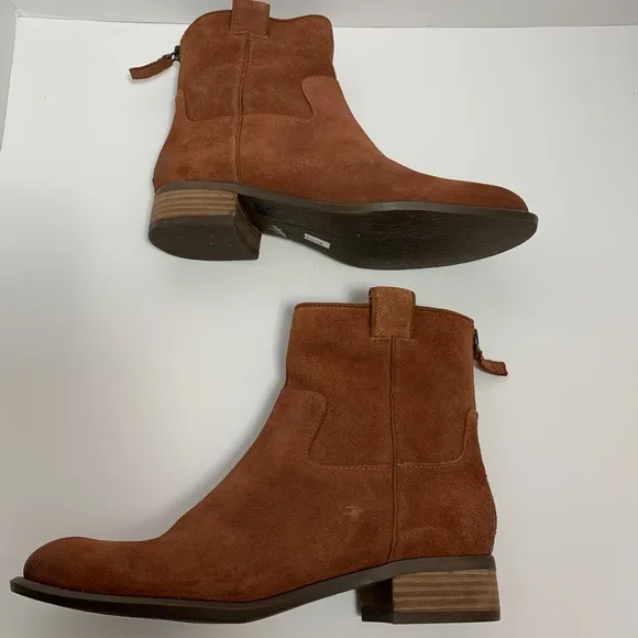 Nine West brown suede booties size 7.5