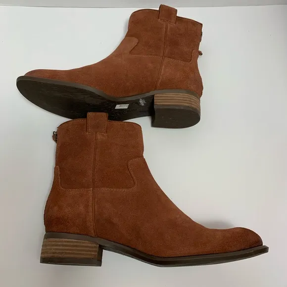 Nine West brown suede booties size 7.5