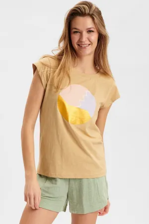 NUDUSANA TEE - Warm Sand