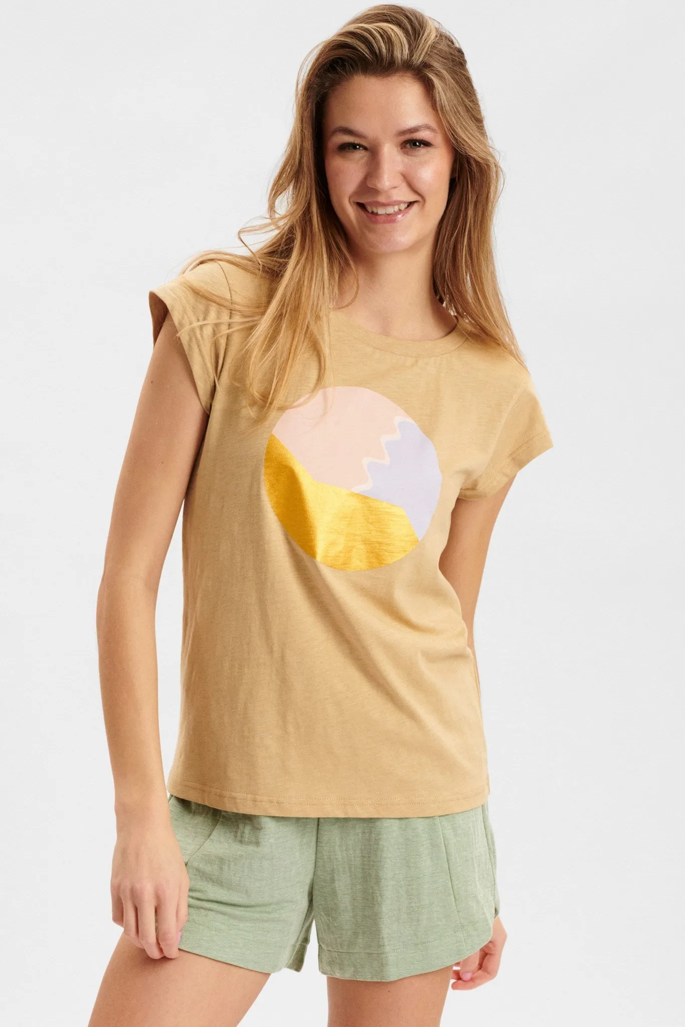 NUDUSANA TEE - Warm Sand