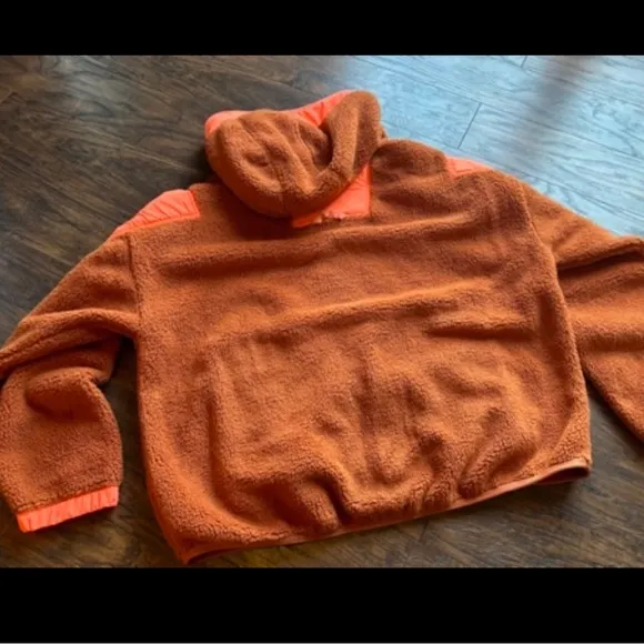 NWT 🍃 Free People Movement Pullover - Neon Coral Combo - Medium