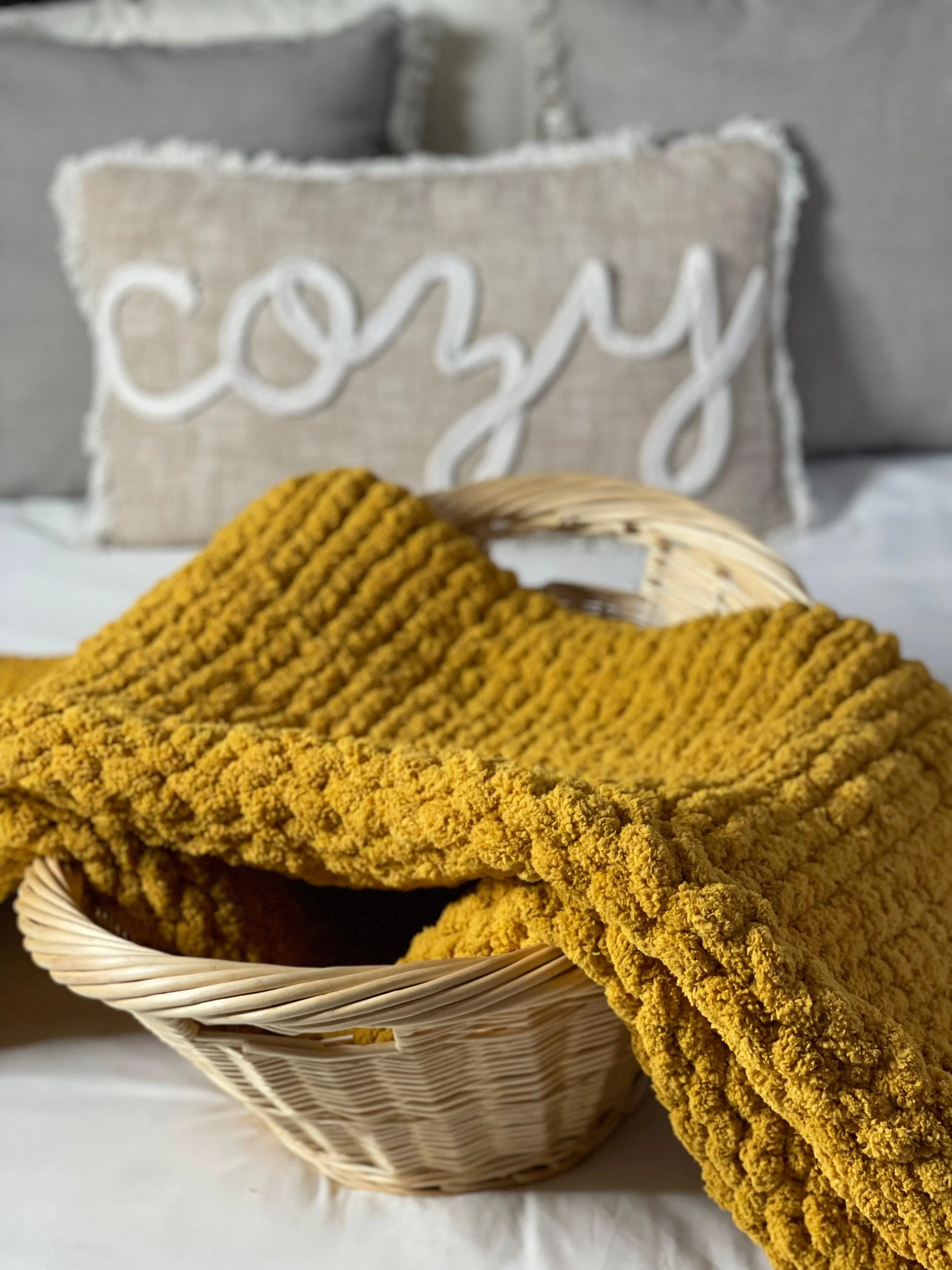 Sunshine Cozy Throw