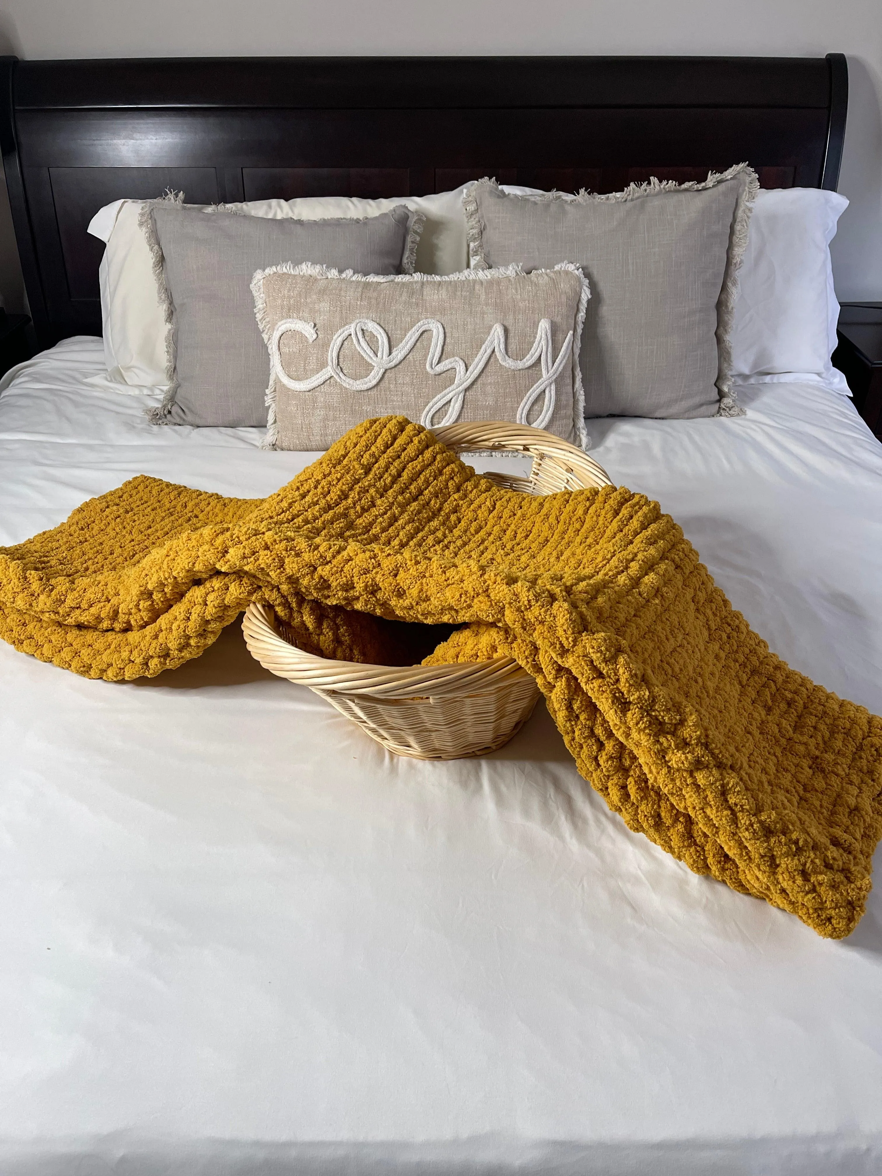 Sunshine Cozy Throw