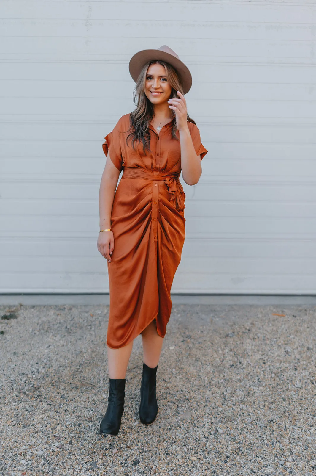 The Tori Satin Midi Shirt Dress - Copper