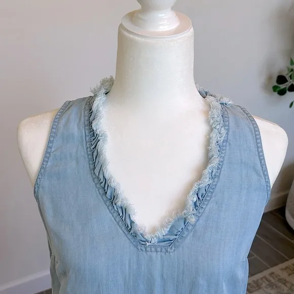 Tommy Bahama Chambray Ruffle Shift Dress Light Blue Storm Wash Beach Coastal XS