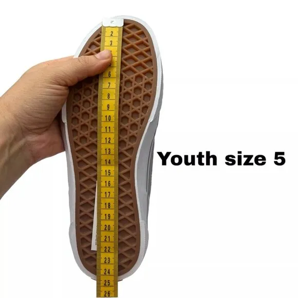 Vans Caldrone Youth Boy's Suede Sneakers Size 5 Gray-Red Classic Stylish Shoes