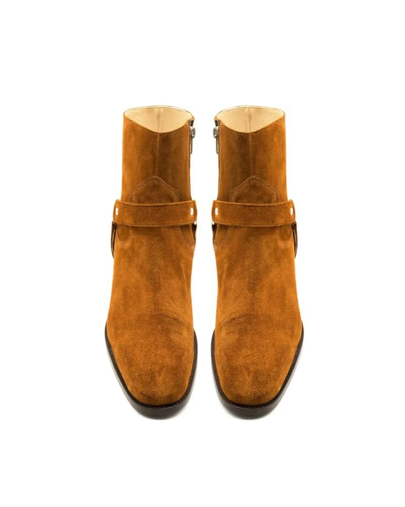 Wyatt Camel by Cinco Studio