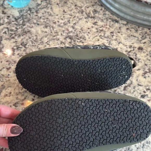 Youth North Face Thermoball Booties